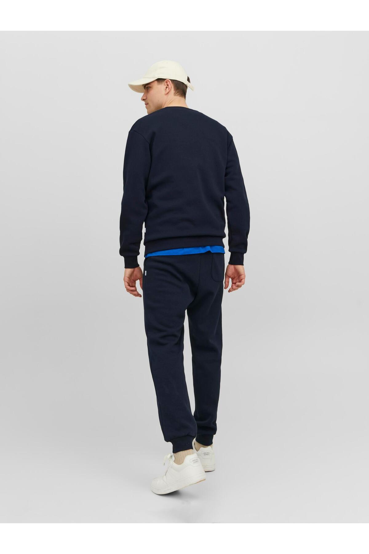 Jack & Jones Bradley Erkek Bisiklet Yaka Sweatshirt 12249341 - Koyu Lacivert