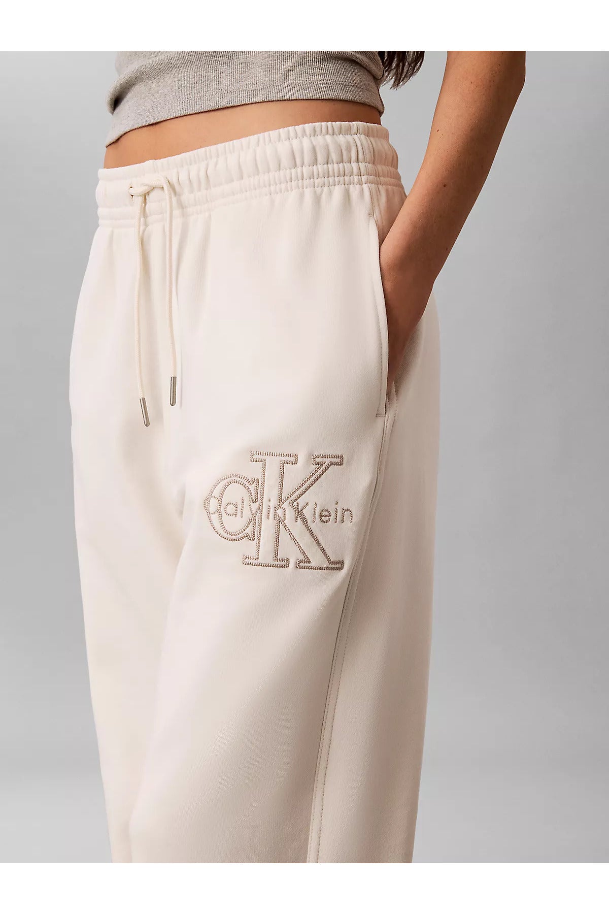 Calvin Klein LV047G822G Kadın Eşofman Altı - Beyaz