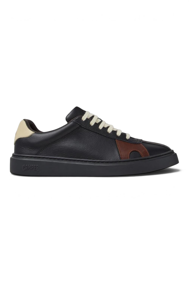 Sporline Camper TWS siyah deri erkek sneaker, asimetrik renkli detaylara ve OrthoLite iç tabana sahip günlük ayakkabı.