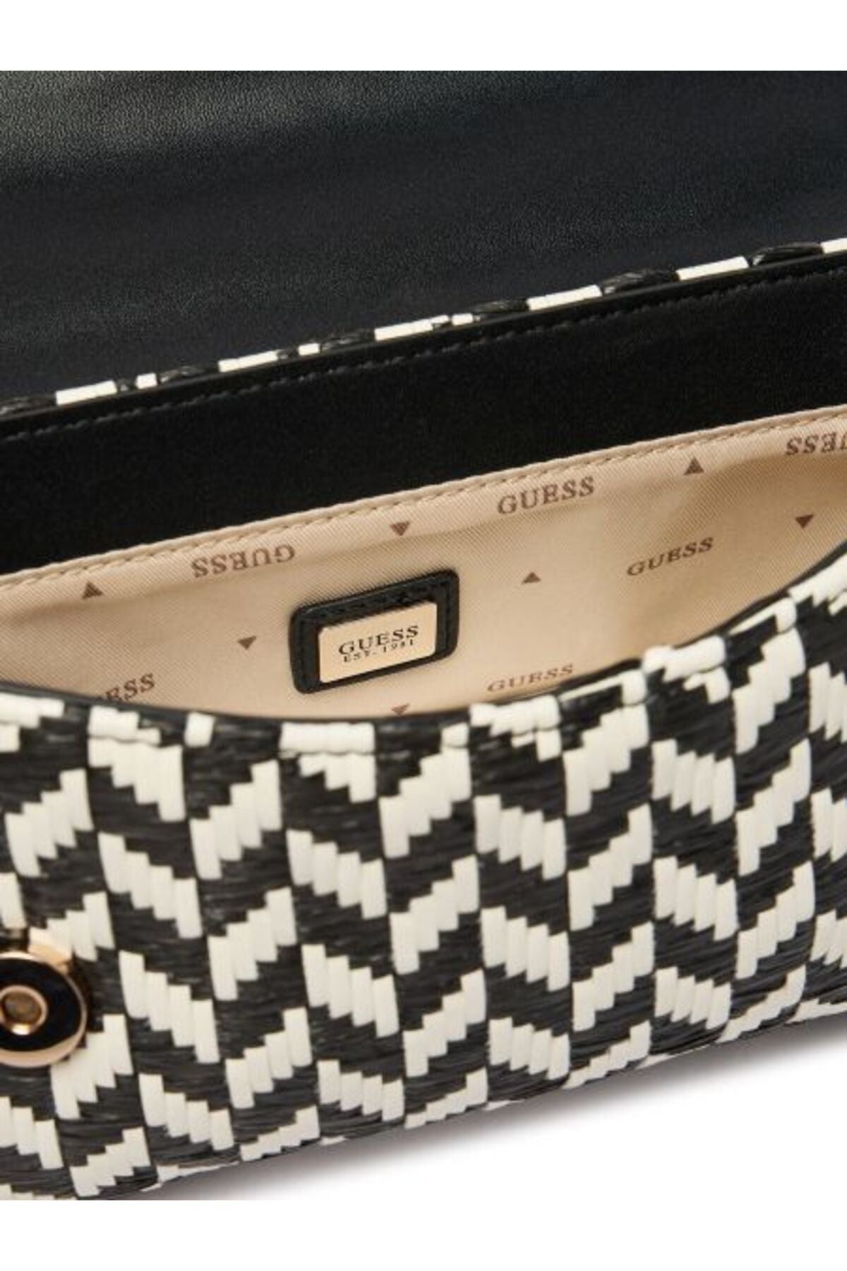 GUESS KADIN TESSI FLAP SHOULDER HWWG7691190 - Siyah