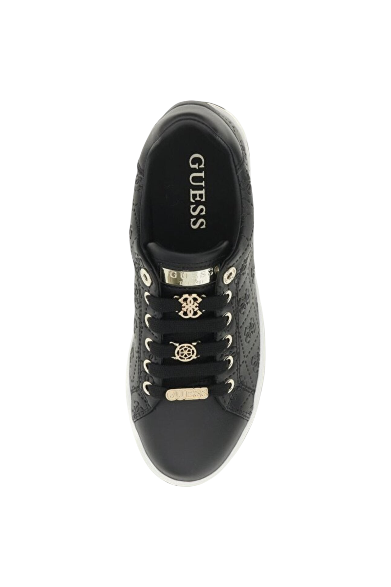 Sporline Guess siyah poliüretan kadın sneaker, altın renkli metal detaylı bağcık süslemeleri ile üstten görünüm