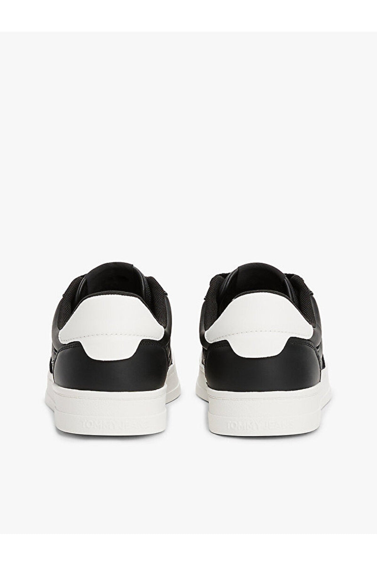 Tommy Hilfiger TJM The Greenwich New Essential Erkek Sneaker EM0EM01574 - Siyah