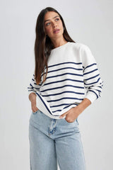 Defacto Kadın Sweat Shirt A9255Ax - Ekru