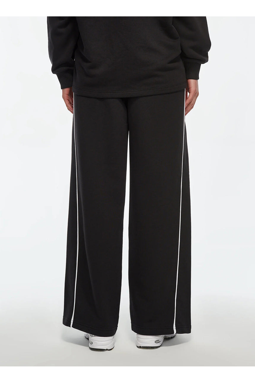 NEW BALANCE NB Lifestyle Women Pants WNP3402-BK - Siyah