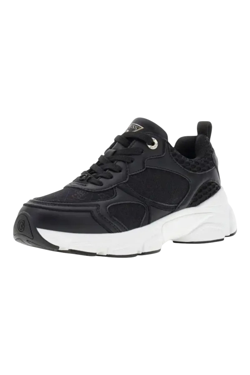 Sporline Guess kadın siyah sneaker, yan kısımlarında logo detaylı, kalın beyaz tabanlı şık günlük spor ayakkabı.