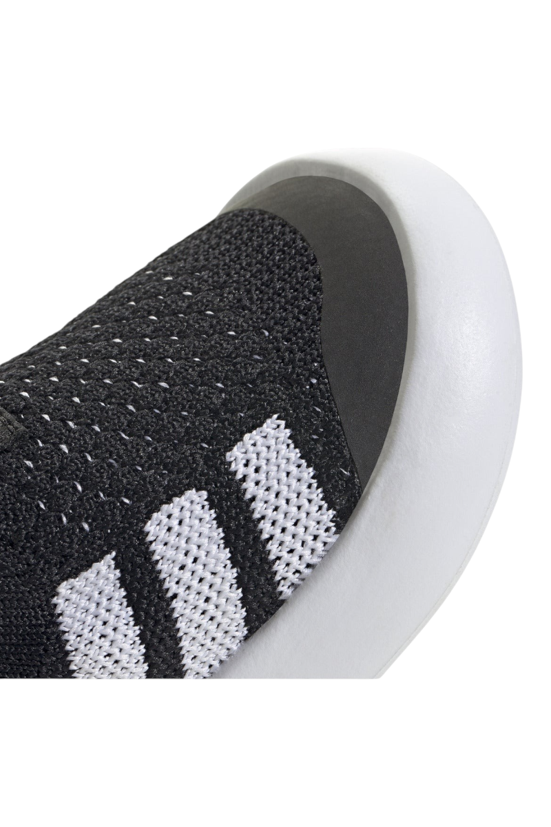 Sporline adidas Bubblecomfy I siyah unisex sneaker detaylı örgü yüzey ve beyaz taban görünümü