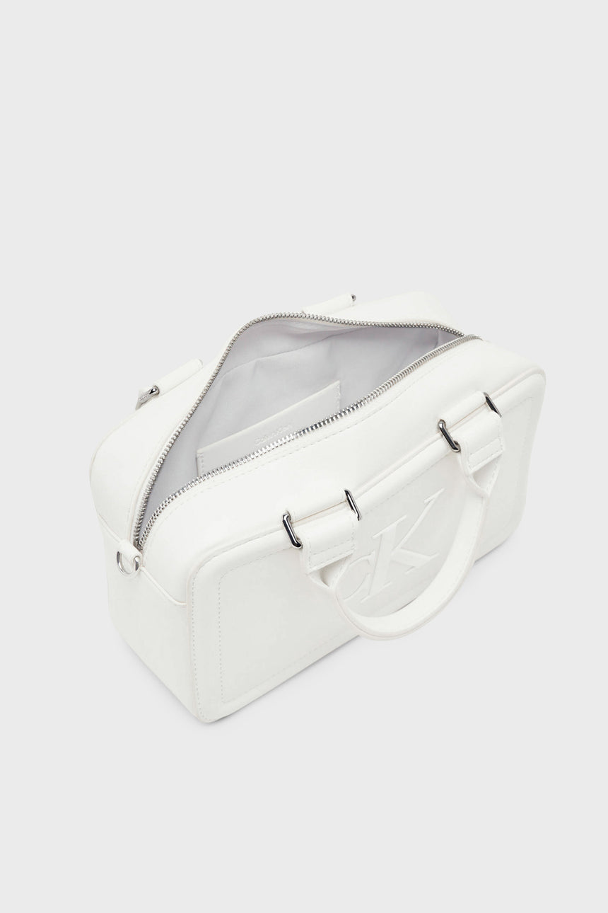 Calvin Klein Kadın BOLD CK BAULETTO CROSSBODY LV04F3411G - Beyaz