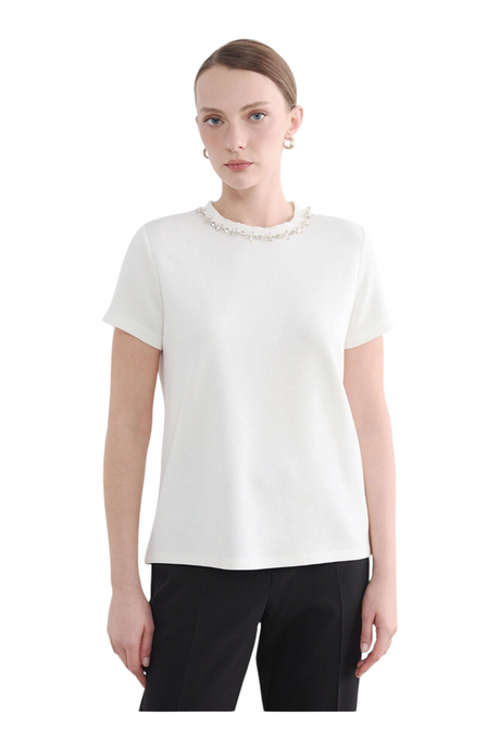 Sporline LC Waikiki ekru renkli, yaka detaylı, kısa kollu pamuklu kadın t-shirt