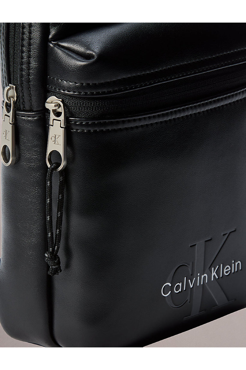Calvin Klein Erkek BOLD LOGO WEBBING SLING LV04D3449G - Siyah