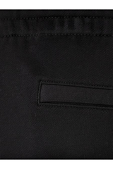 Sporline Calvin Klein siyah renkli, %100 pamuklu regular kesim erkek şortun cep detayı