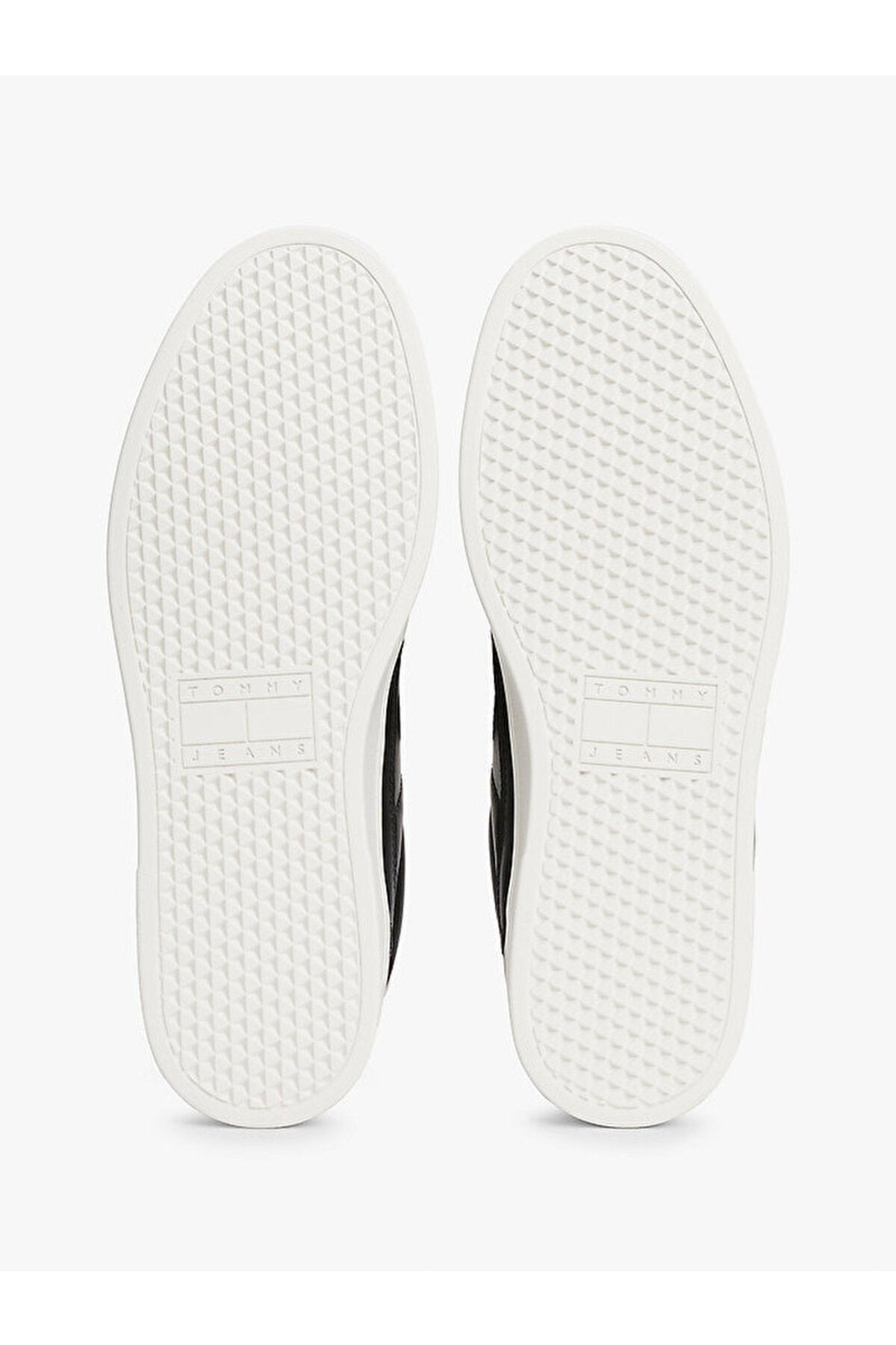 Tommy Hilfiger TJM The Greenwich New Essential Erkek Sneaker EM0EM01574 - Siyah