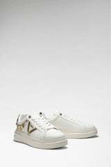GUESS KADIN EBETTS FLTBTTLEA12 - Beyaz/ Altın Rengi