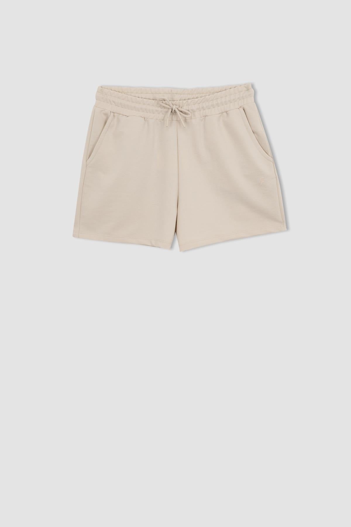 DeFacto Kadın Slim Fit Şort Z6696AZ - Kum Beji