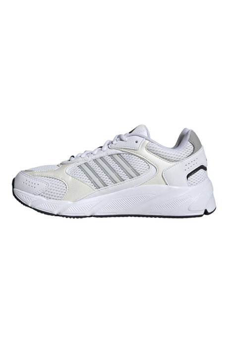 Sporline adidas Crazychaos 2000 beyaz kadın sneaker, tekstil yüzeyli ve yanlarda ikonik üç bant detaylı spor ayakkabı