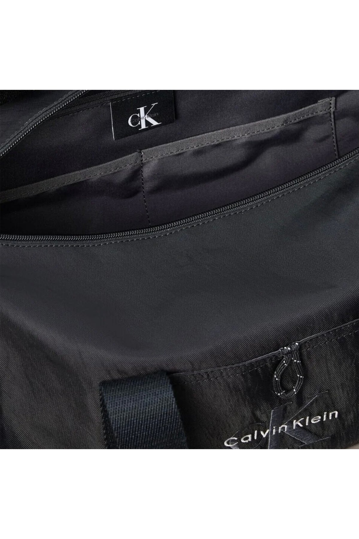 Calvin Klein Bold Weekender Erkek Seyahat Çantası LV04D3115G - Siyah