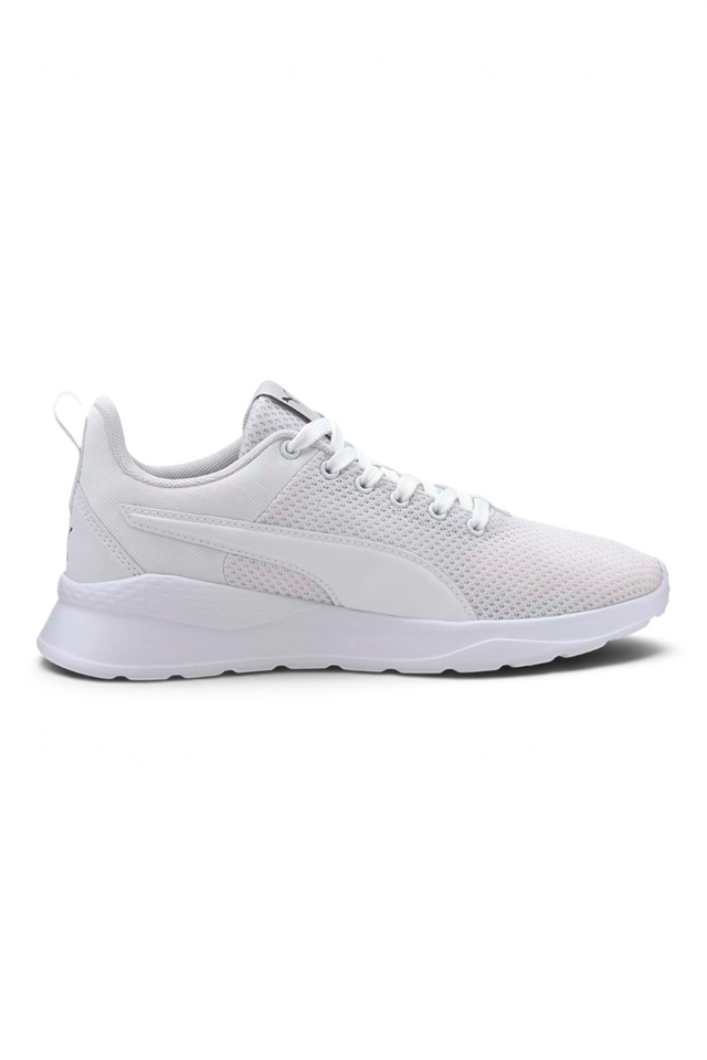 Sporline marka beyaz PUMA Anzarun Lite spor ayakkabı, ağ dokulu yüzey ve SoftFoam+ yastıklama teknolojisi ile