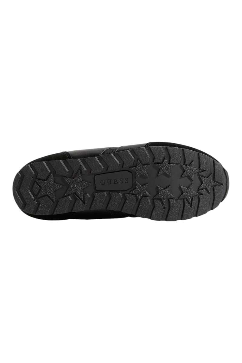 Sporline Guess kadın siyah poliüretan sneaker ayakkabının yıldız desenli taban detayı