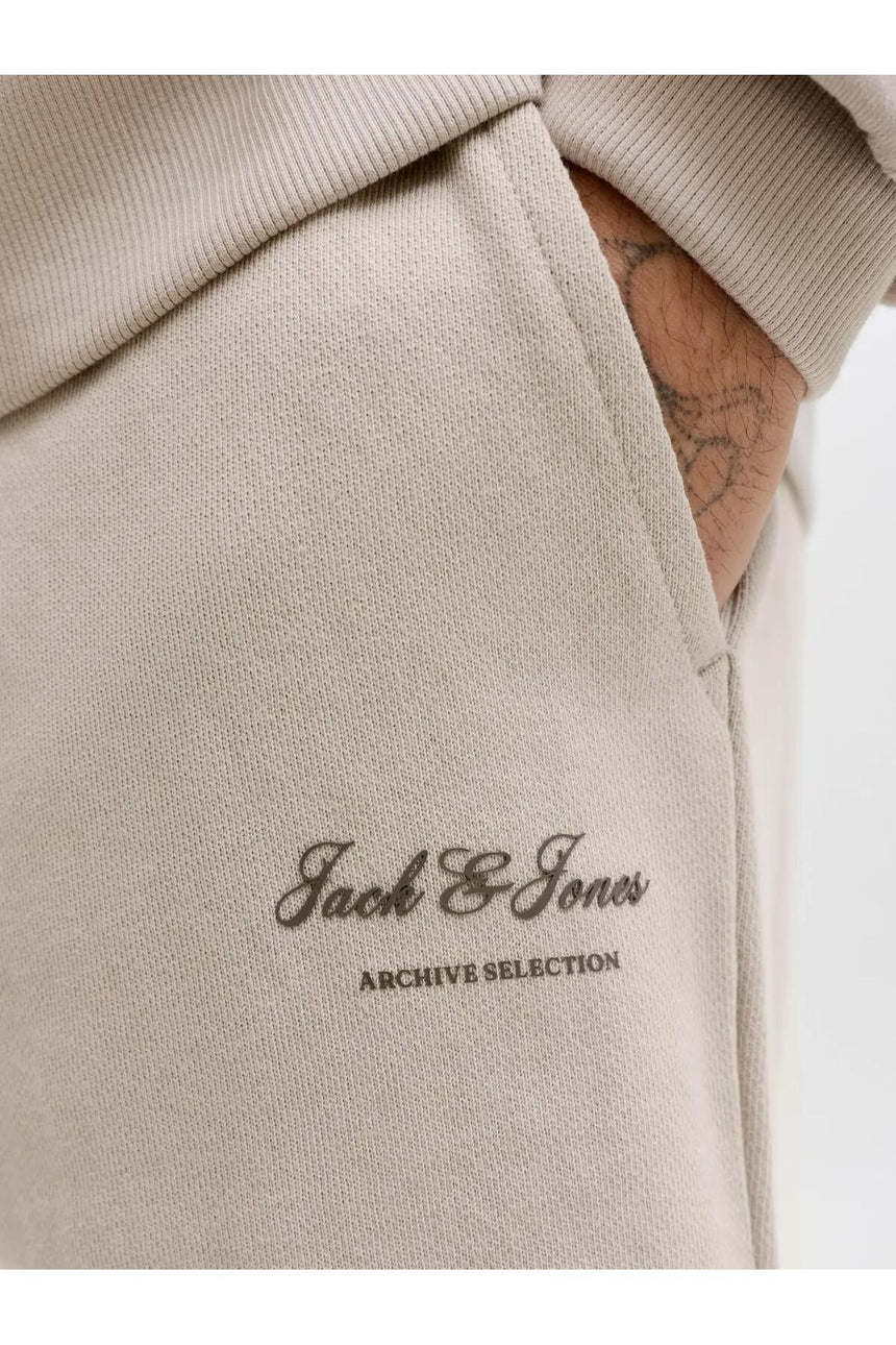JACK&JONES JPSTGORDON ARCHIVE SWEAT SHORTS MID SN 12288638 - Bej/ Açık Gri