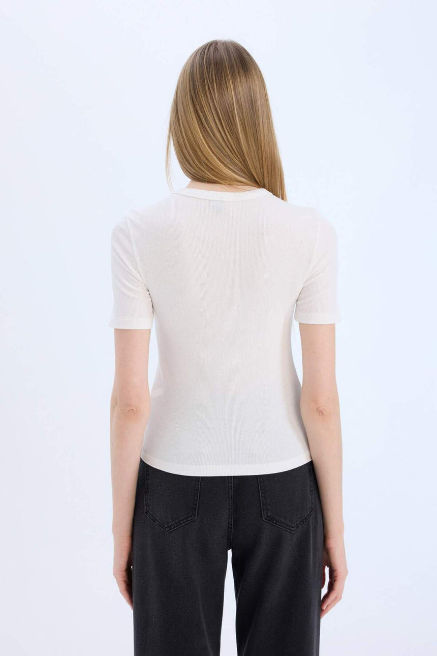 Defacto Kadın Short Sleeve T-Shirt E5068Ax - Ekru