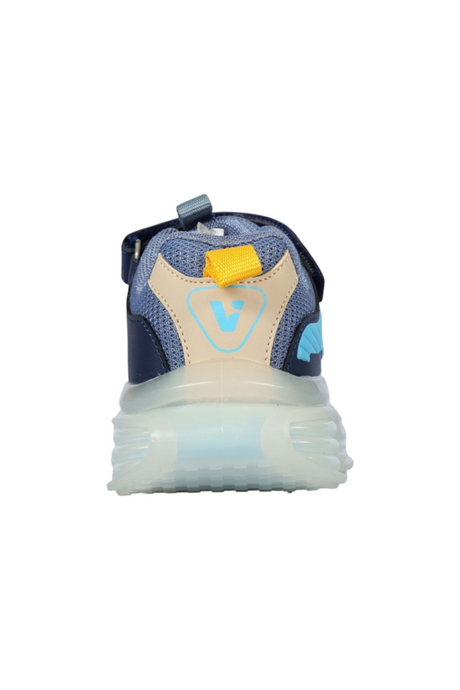 Sporline Vicco mavi suni deri çocuk sneaker ayakkabısının arka görünümü ve detaylı topuk tasarımı
