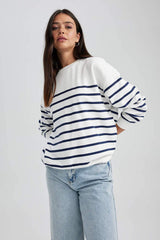 Defacto Kadın Sweat Shirt A9255Ax - Ekru