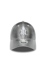 NEW ERA 60758957 WMNS METALLIC 9FORTY ŞAPKA - Gümüş