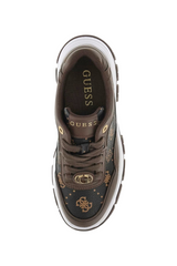 Sporline Guess kahverengi kadın sneaker, üzerinde ikonik logo desenleri ve altın rengi detaylar bulunan şık tasarım.