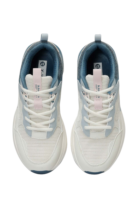 Sporline Kinetix Foxy TX kadın sneaker, ekru renkli, tekstil malzemeli, bağcıklı ve modern günlük spor ayakkabı.