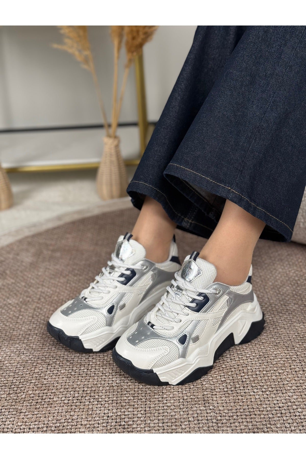 Noctra Kadın Süet Lacivert Beyaz Gümüş Bağcıklı Yüksek Tabanlı Sneakers - Lacivert/ Beyaz/ Gümüş