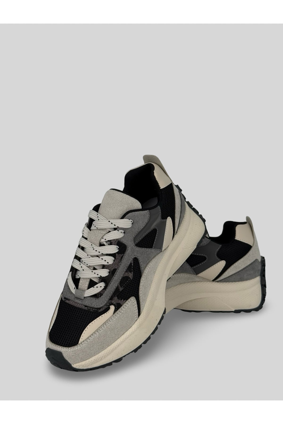 Noirah Kadın Siyah Kalın Tabanlı Bağcıklı Süet Detaylı Rahat Kullanım File  Spor Ayakkabı Sneaker - Siyah