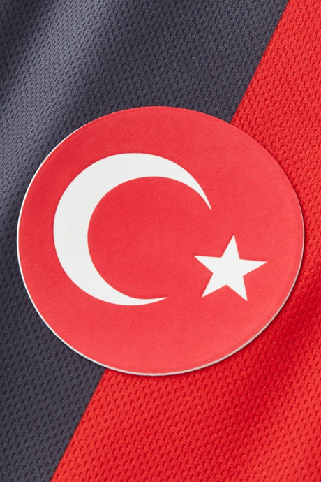Sporline Puma Galatasaray 1998 çocuk retro forma, füme ve kırmızı renkli, %100 polyester, Türk bayrağı detaylı