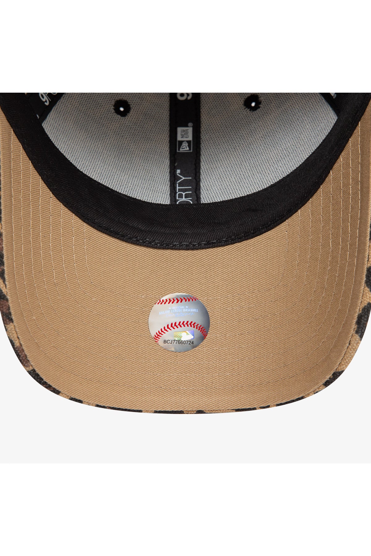 New Era Leopard 9FORTY Kadın Şapka 60595363 - Siyah