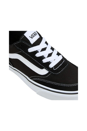 Sporline Vans Brooklyn siyah beyaz kadın sneaker, kanvas kumaş ve ikonik yan şerit detaylı spor ayakkabı.