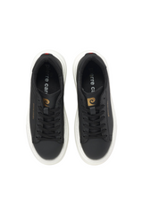 Sporline Pierre Cardin siyah suni deri erkek sneaker, kalın beyaz tabanlı ve altın logo detaylı günlük ayakkabı