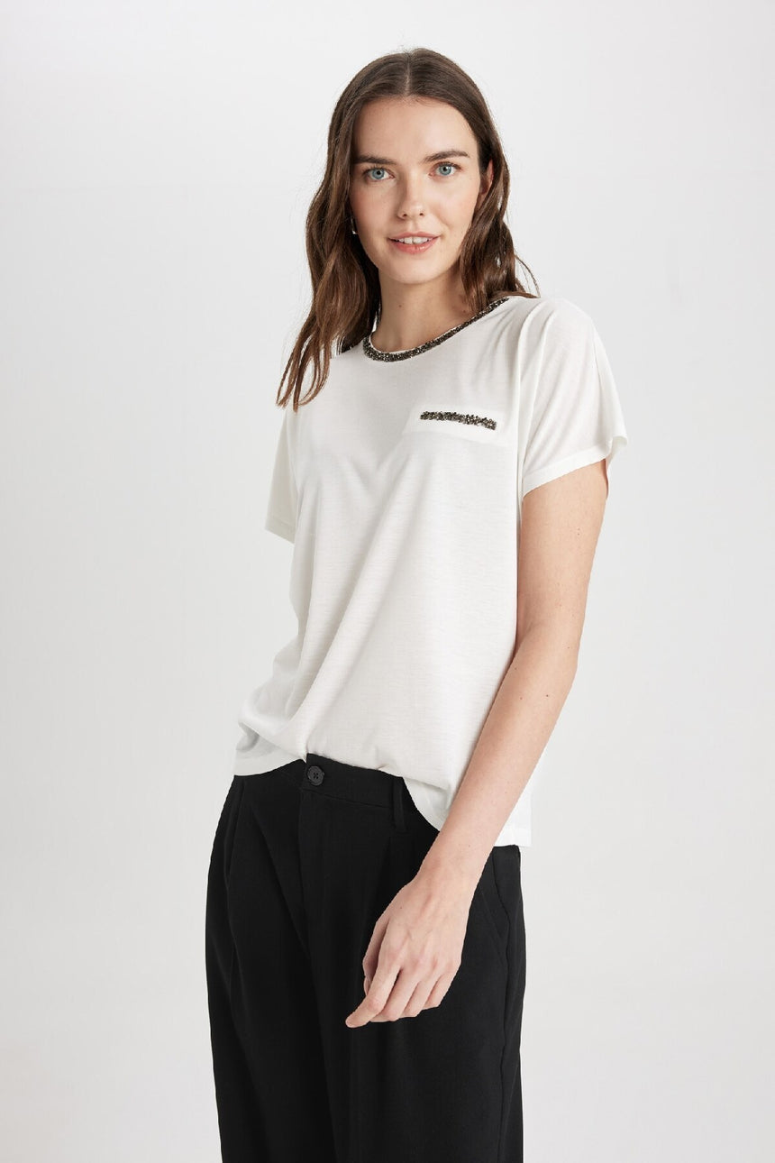 DeFacto K7701AZ Kadın T-Shirt - Ekru