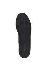 Sporline Guess siyah kadın sneaker ayakkabının dalgalı desenli kauçuk taban detayı