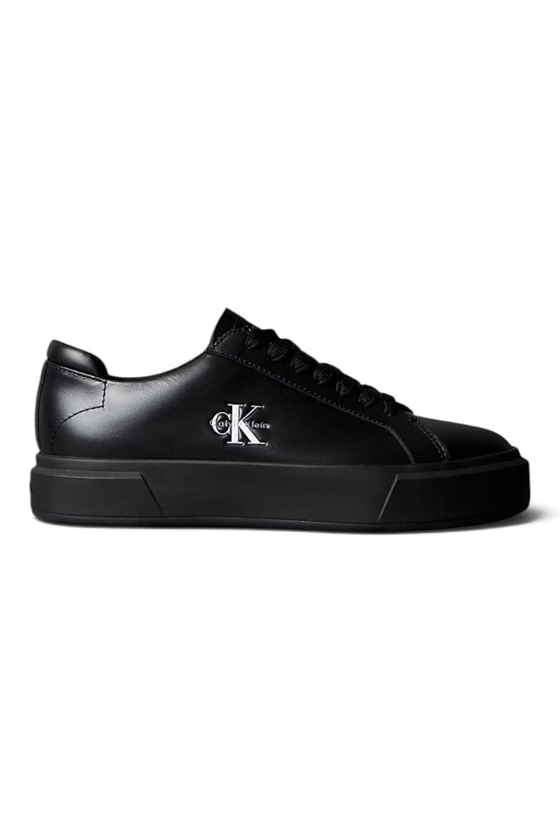 Sporline Calvin Klein siyah deri kadın sneaker, yan tarafta beyaz CK logolu şık tasarım