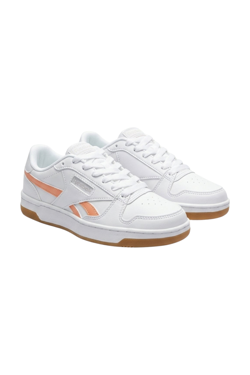 Sporline Reebok Match Prime V2 kadın beyaz suni deri sneaker, yan kısımlarında şeftali rengi detaylar ve kauçuk taban.