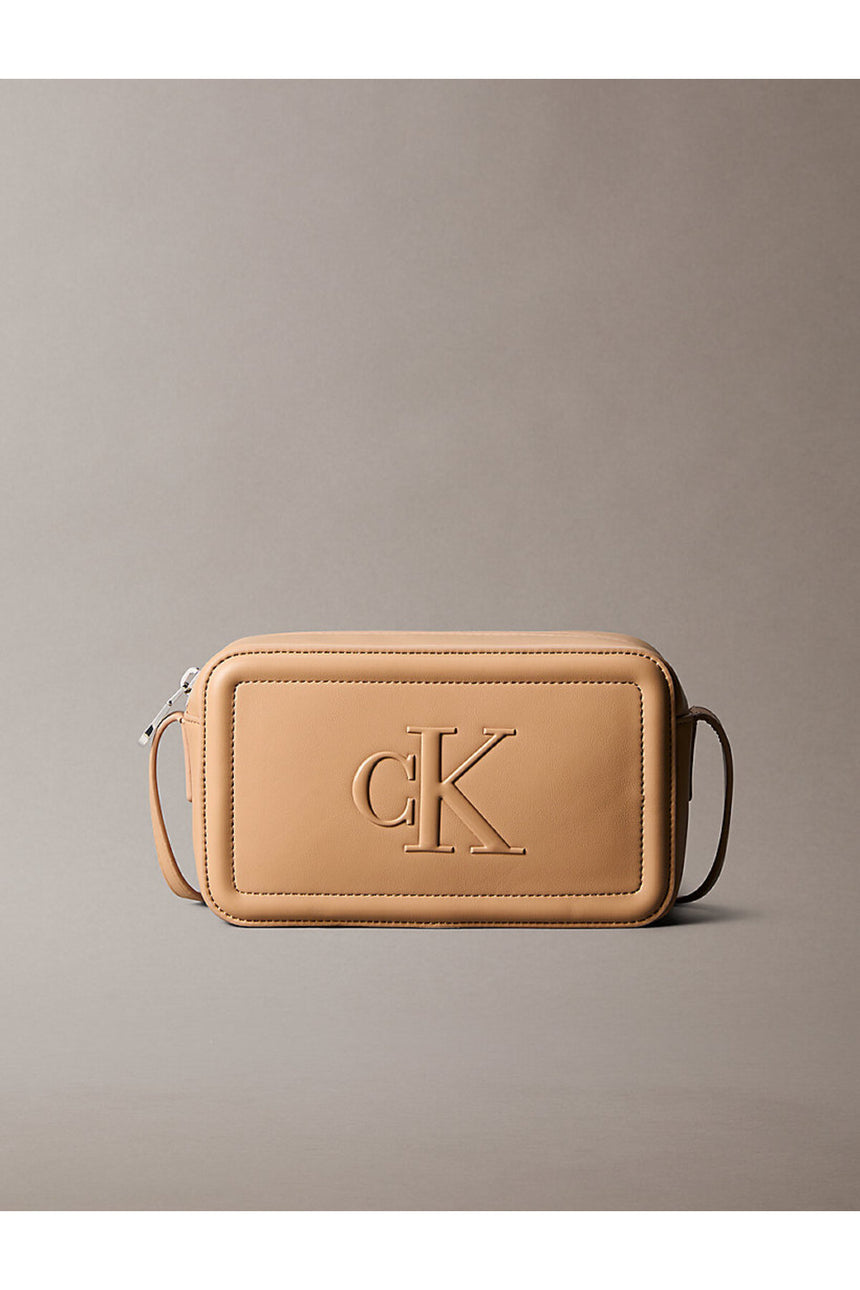Calvin Klein Kadın BOLD CK CAMERA BAG LV04F3220G - Kahverengi/  Bej