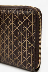 Calvin Klein Kadın EMBLEM AOP SQUARE ZIP AROUND LV04F1089G - Kahverengi