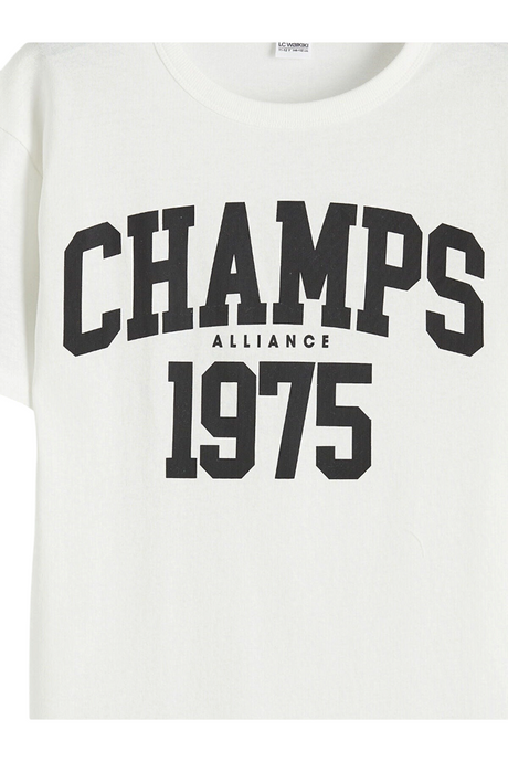 Sporline LC Waikiki ekru renkli, %100 pamuklu, Champs 1975 baskılı çocuk tişörtü