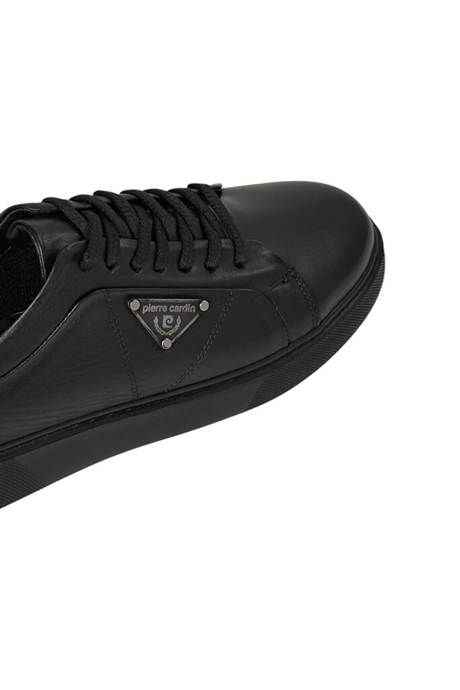 Sporline Pierre Cardin 90113 siyah deri erkek sneaker ayakkabı, yan kısımda metal logo detayı ile