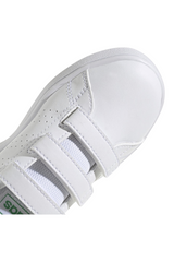 Sporline adidas Advantage Base beyaz suni deri çocuk sneaker, cırt cırtlı bant detaylı üstten görünüm