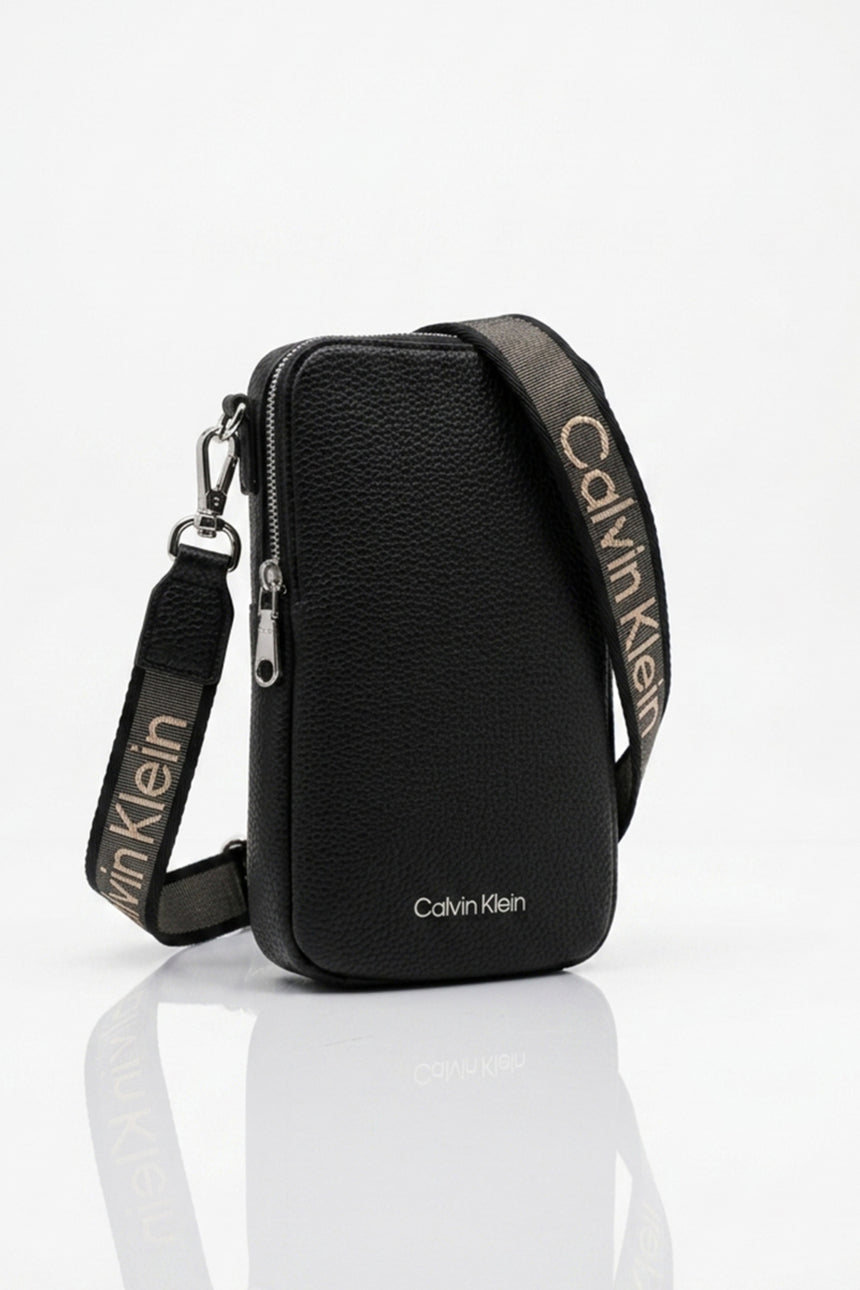 Calvin Klein Kadın LOGO WEBBING PHONE CROSSBODY LV04F1222G - Siyah
