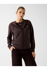 Guess Olympe Kadın Kapüşonlu Fermuarlı Sweatshirt V4YQ06KCAY2 - Kahverengi
