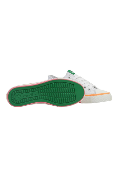 Sporline Benetton kadın beyaz kanvas sneaker, yeşil tabanlı ve turuncu detaylı spor ayakkabı