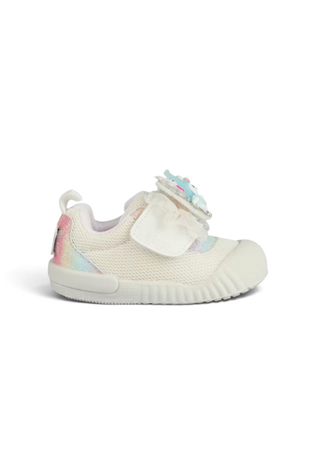 Sporline Vicco beyaz tekstil çocuk sneaker, üzerinde renkli parıltılı detaylar ve çiçek süslemesi bulunan model