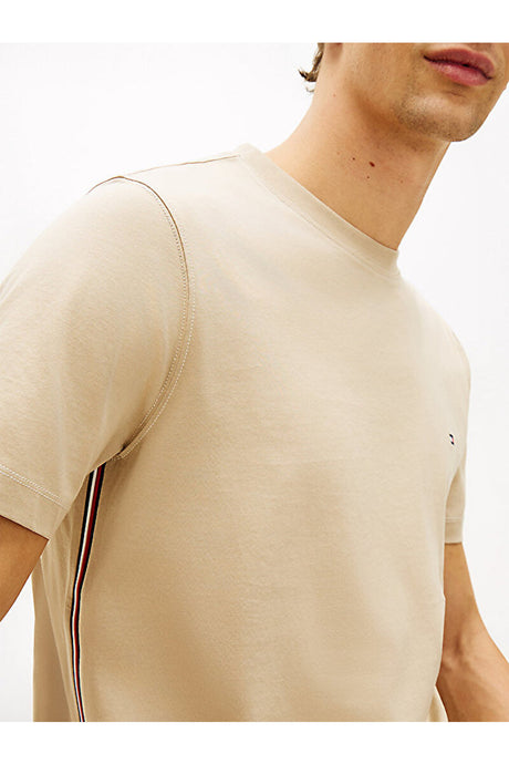 Tommy Hilfiger Erkek GLOBAL STRIPE TEE MW0MW42393RBT - Haki