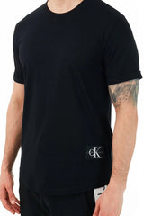 Calvin Klein Erkek BADGE TURN UP SLEEVE J30J323482 - Siyah