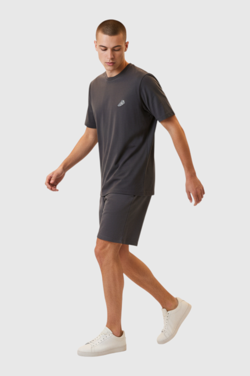 Sporline adidas Copa Sign siyah unisex pamuklu tişört giyen erkek model